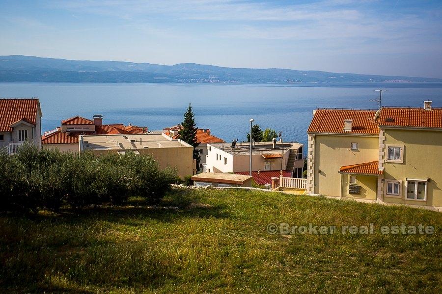 Omis Riviera, Baugrundstück mit schönem Meerblick