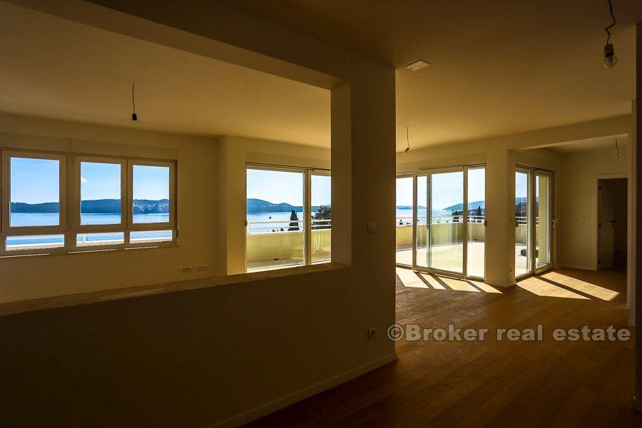 Trogir rivijera, penthouse s tri spavaće sobe