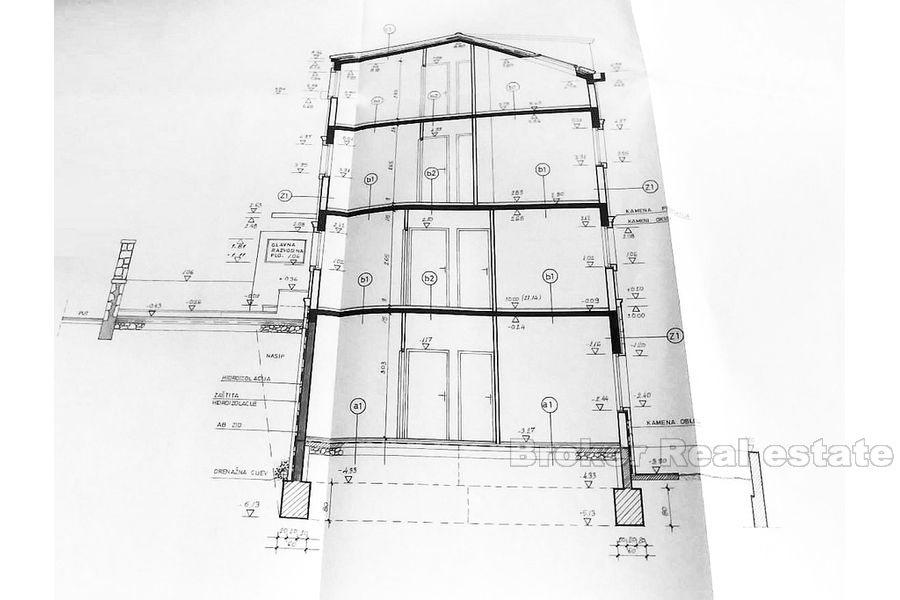 Split, Centrum, stavební pozemek v blízkosti Rivy