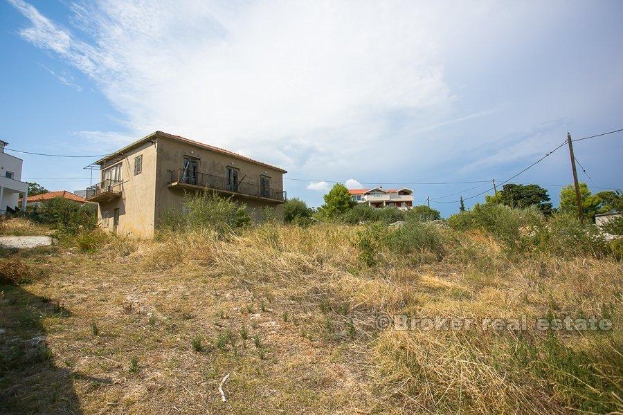 Otok Čiovo, kuća s pogledom na more