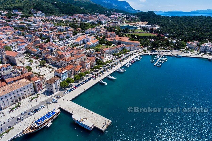 Makarska, duplex apartment in a stone house