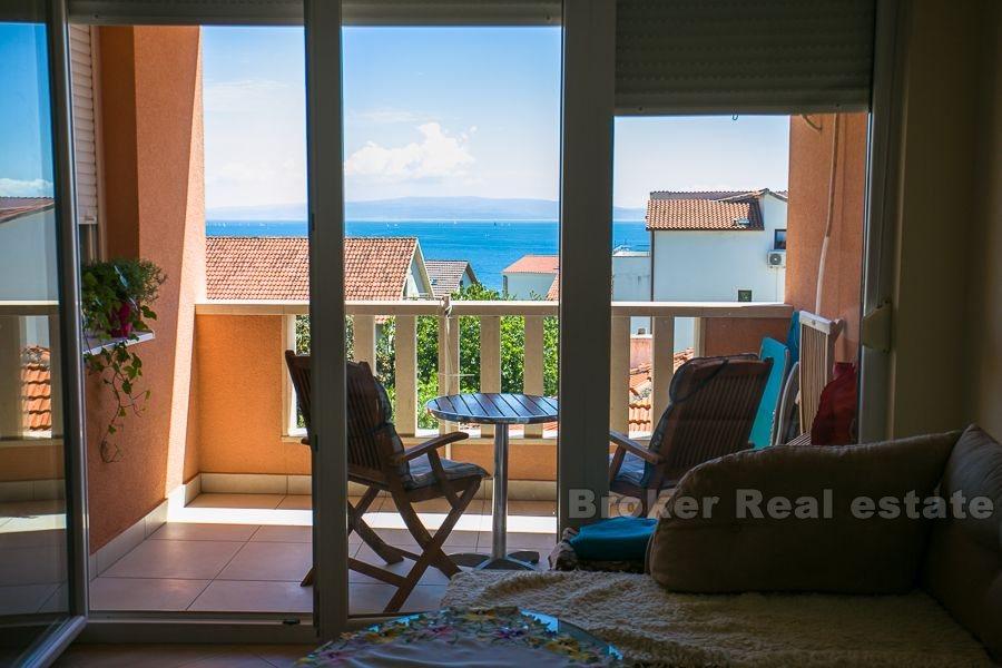 Île de Ciovo, bel appartement de deux chambres avec vue sur la mer