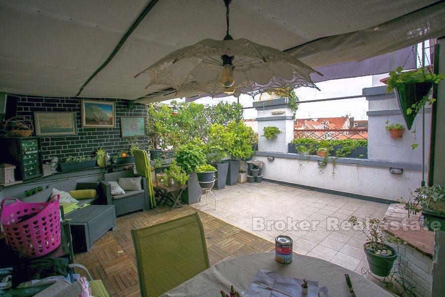 Split, centrum, attraktiv lägenhet i hjärtat av Diocletians palats