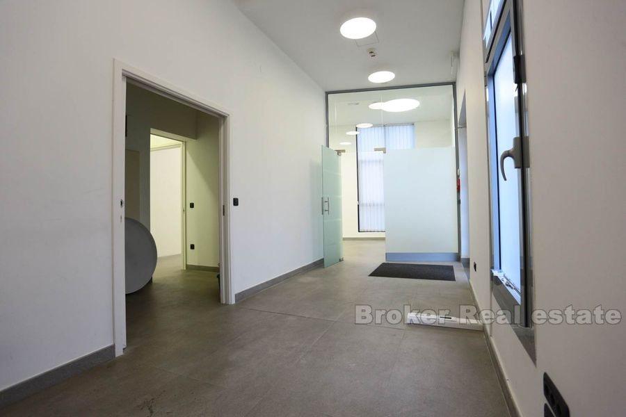 Split, Sukoisan, affärsutrymme i attraktivt läge