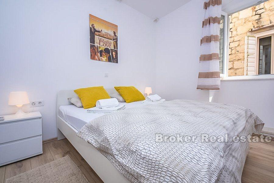 Trogir, maison en pierre rénovée dans le centre
