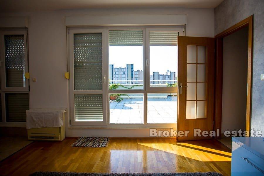 Split, Split 3, penthouse s výhledem na moře