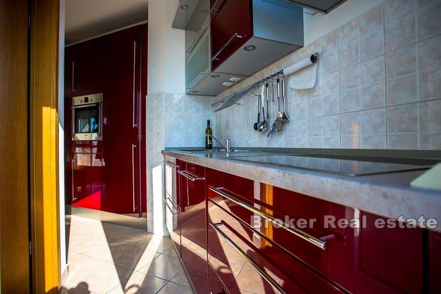 Split, Split 3, penthouse s výhledem na moře