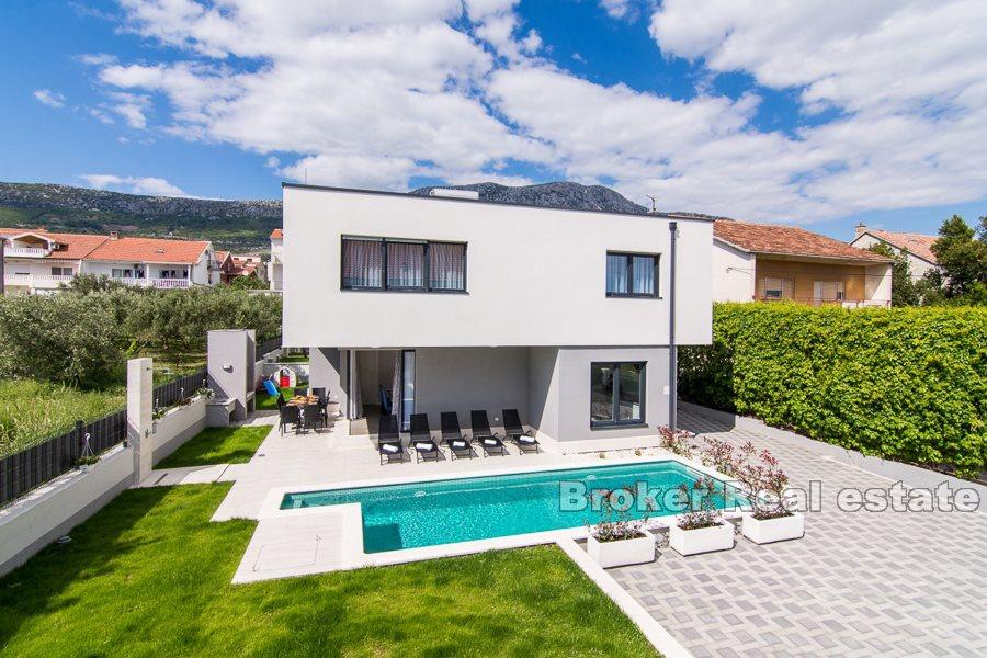 Kastela - Complex of two villas with pools