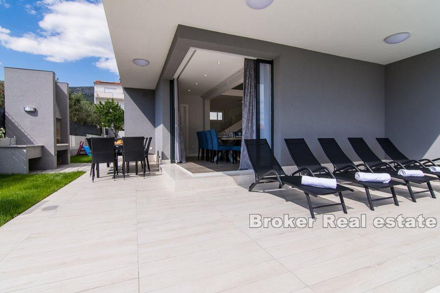 Kastela - Complex of two villas with pools