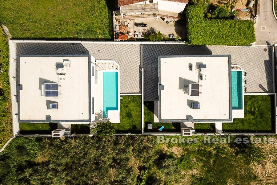 Kastela - Complex of two villas with pools