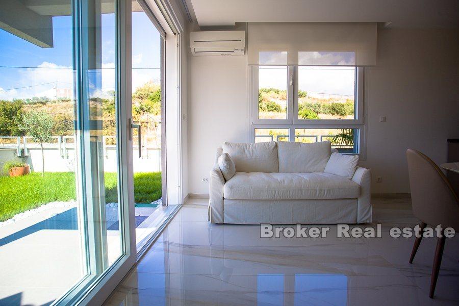 Split, Znjan, nowoczesny apartament z widokiem na morze