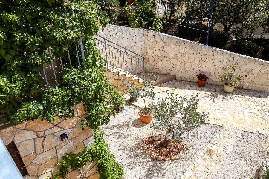 Rogoznica, enebolig med havutsikt