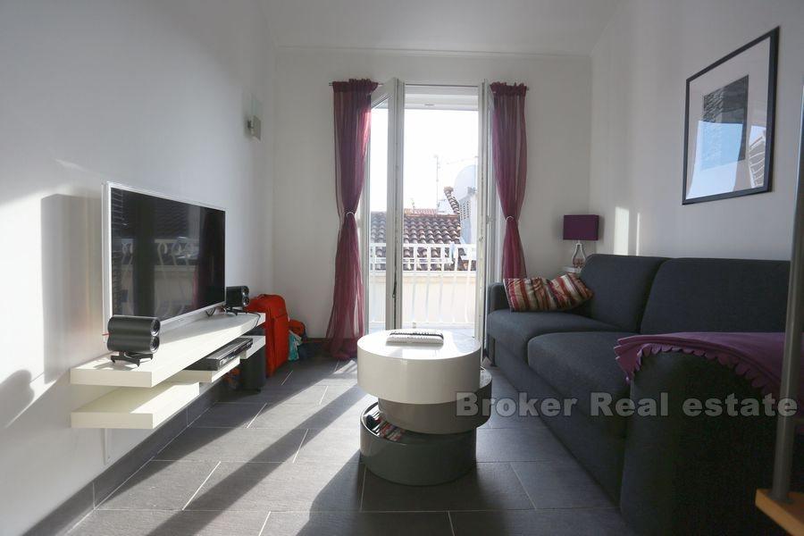 Split, Podstrana, odnowione mieszkanie z dwiema sypialniami