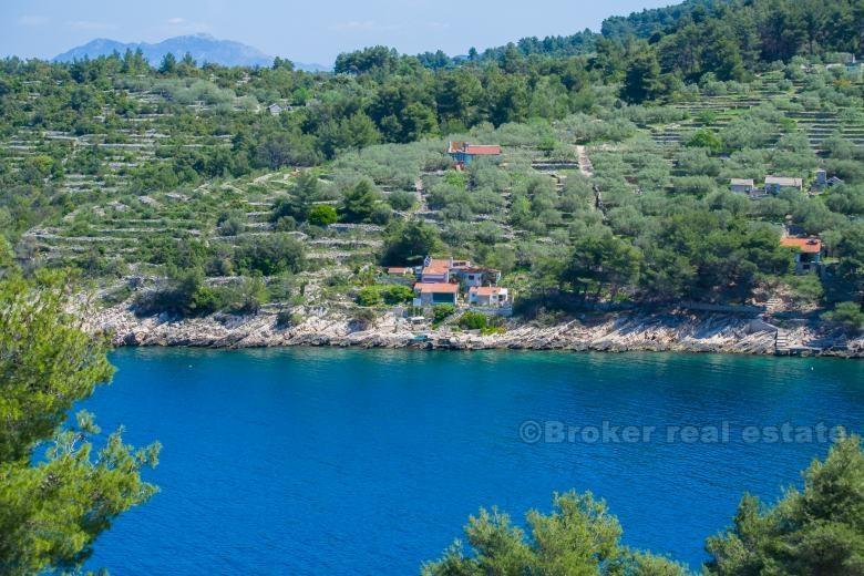 ostrov Korčula, dům u moře