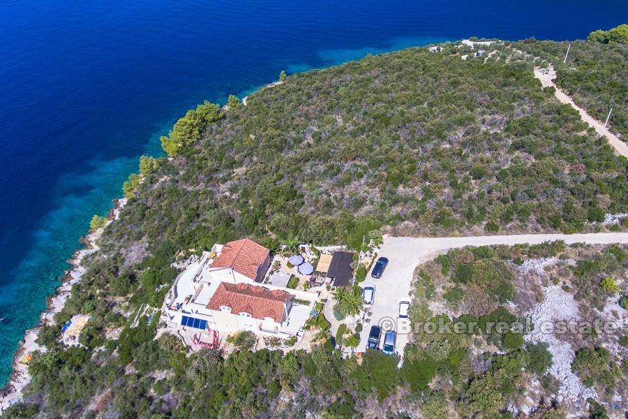 ostrov Šolta, stavební pozemek s krásným výhledem na moře