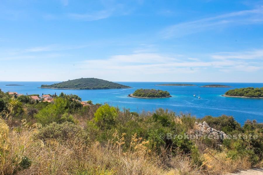 ostrov Šolta, stavební pozemek s krásným výhledem na moře