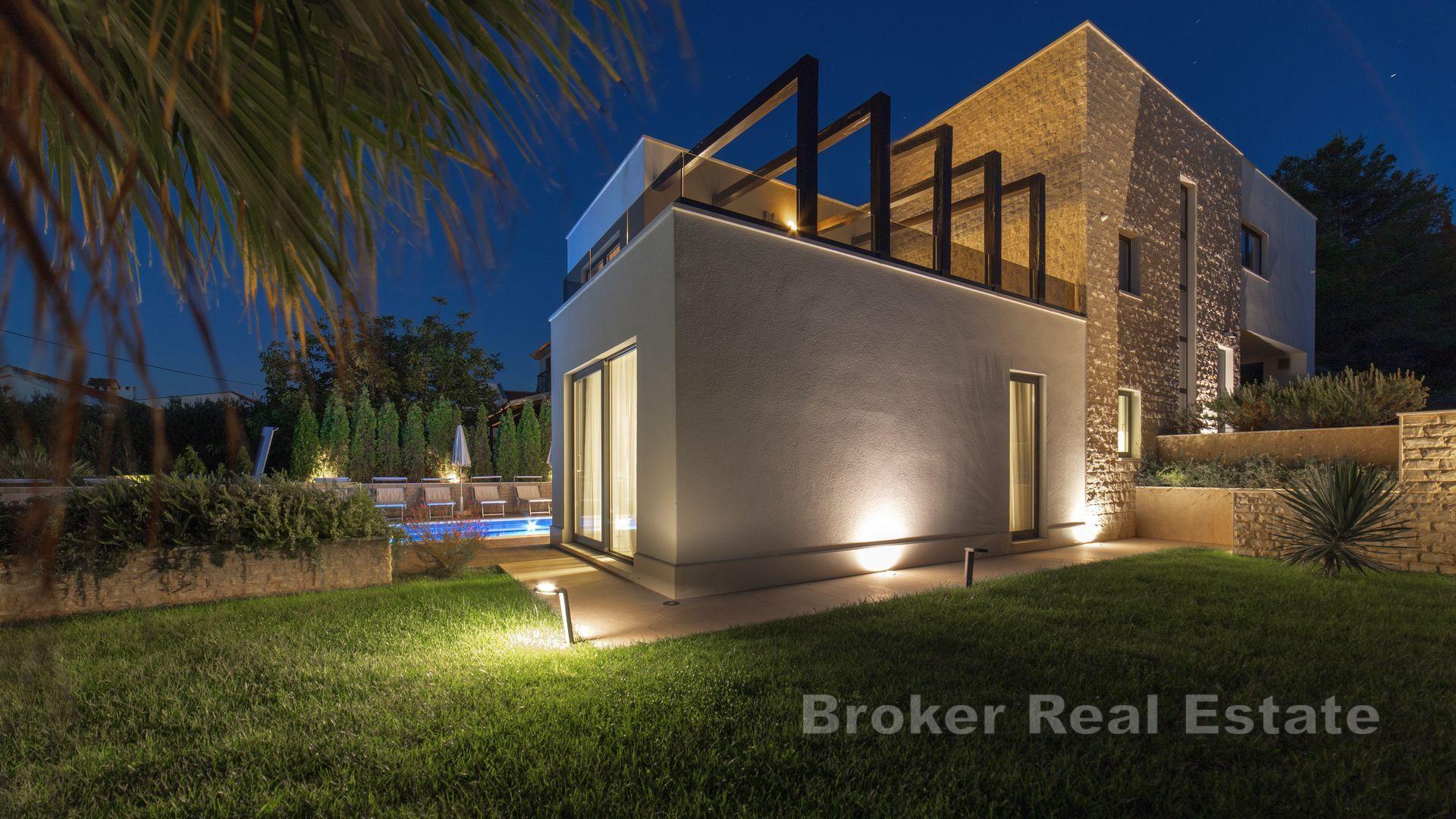 Île de Ciovo - Villa de luxe, deuxième rangée de la mer