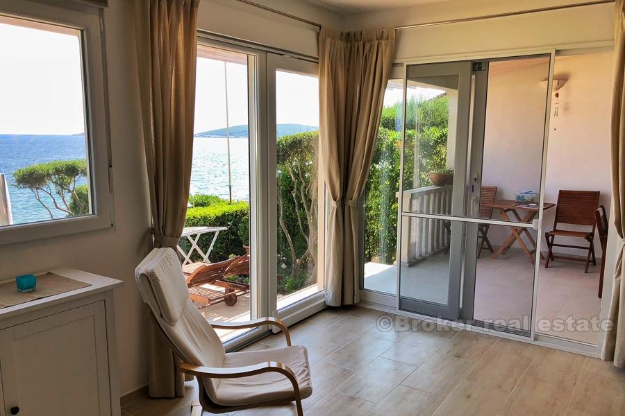 Isola di Vis, due case fantastiche