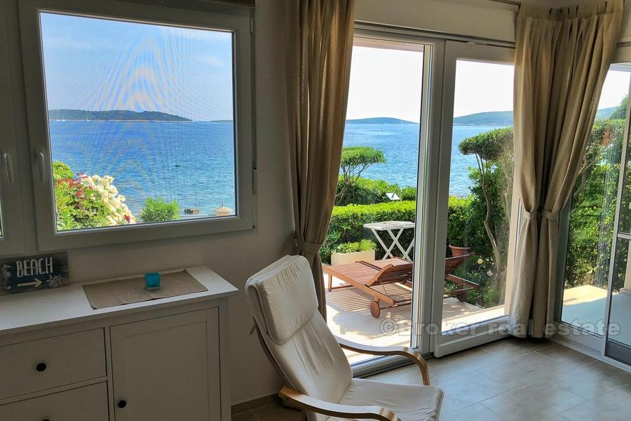 Isola di Vis, due case fantastiche