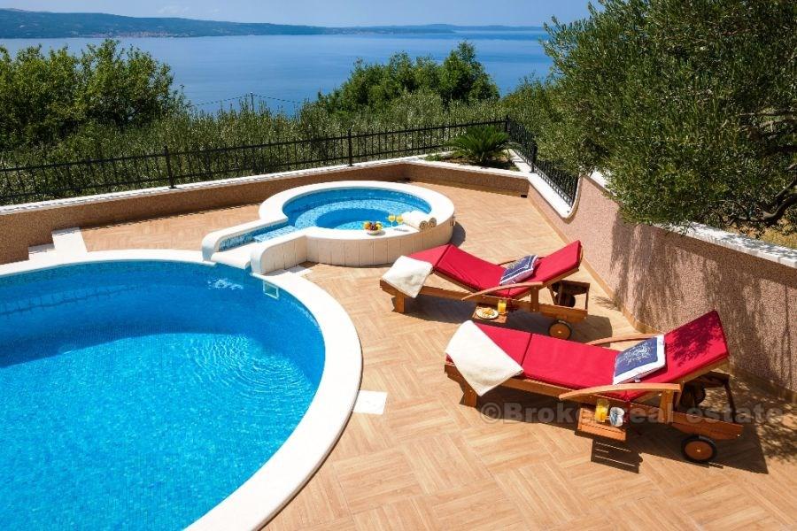 Omis, willa z basenem i fantastycznym widokiem
