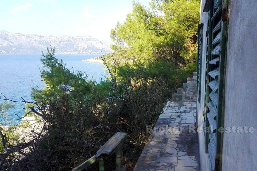 Isola di Brac - casa per l'adattamento, prima fila al mare