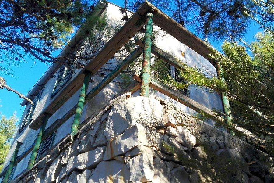 Isola di Brac - casa per l'adattamento, prima fila al mare