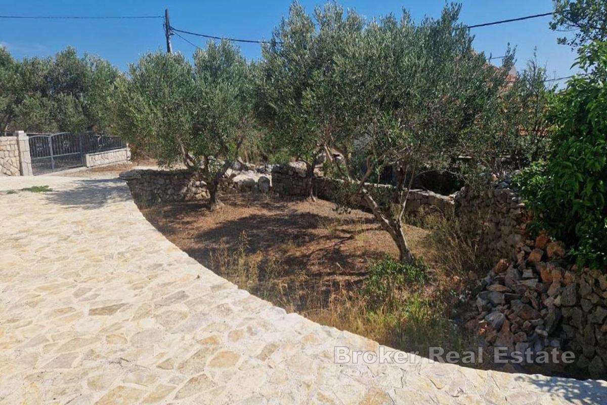 Ostrov Drvenik - kamenný dom