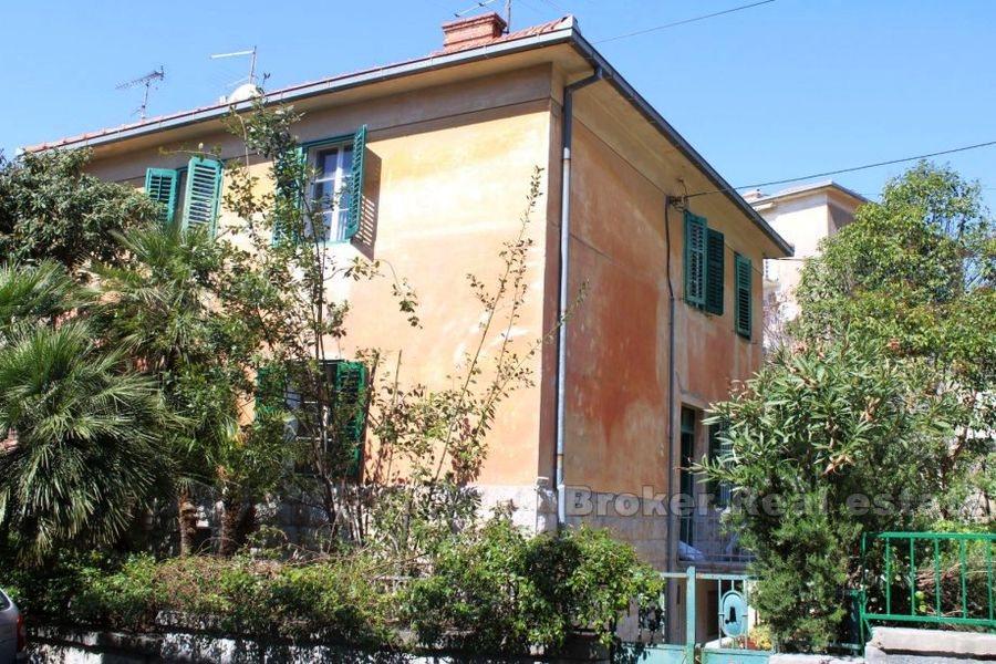 Split, Lucac, three bedroom comfortable apartment with garage