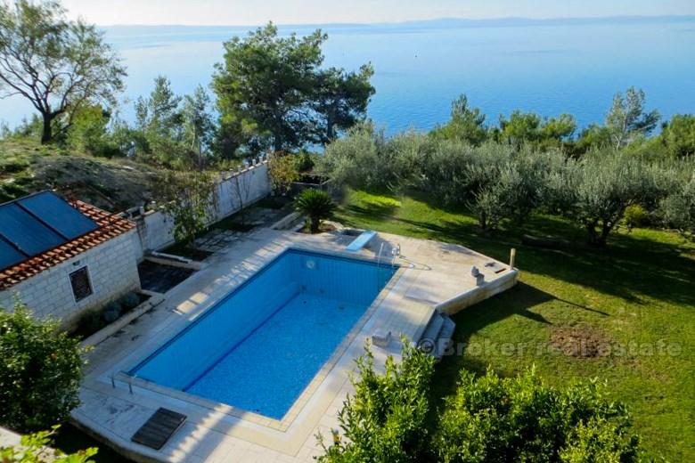 Podstrana, villa med svømmebasseng, ved sjøen