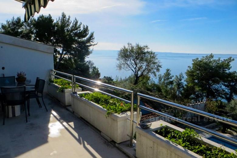 Podstrana, villa med svømmebasseng, ved sjøen