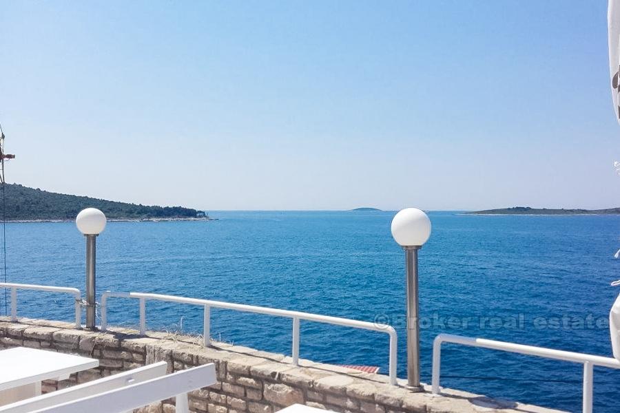 Primosten - Casa in pietra con vista mare