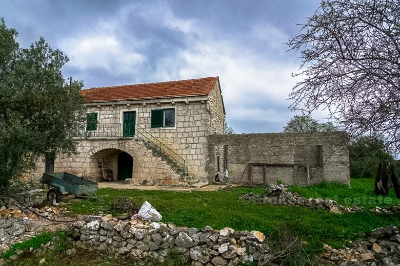 Wyspa Hvar - Autentyczny kamienny dom
