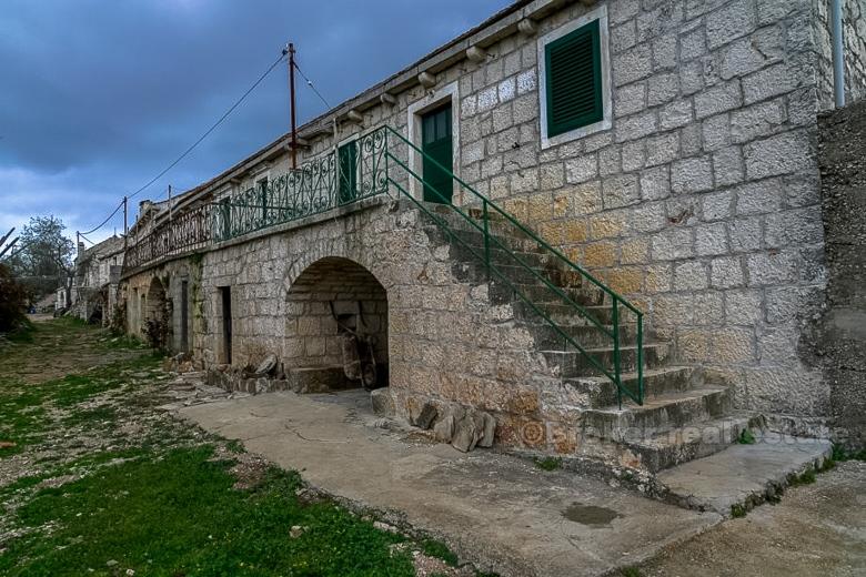 Wyspa Hvar - Autentyczny kamienny dom