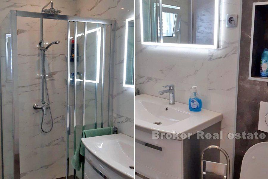 Primosten - dom mieszkalny, tuż nad morzem