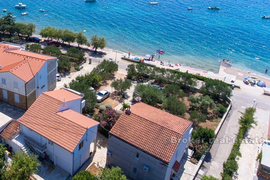 Vodice - dwa domy na większej działce, nad morzem
