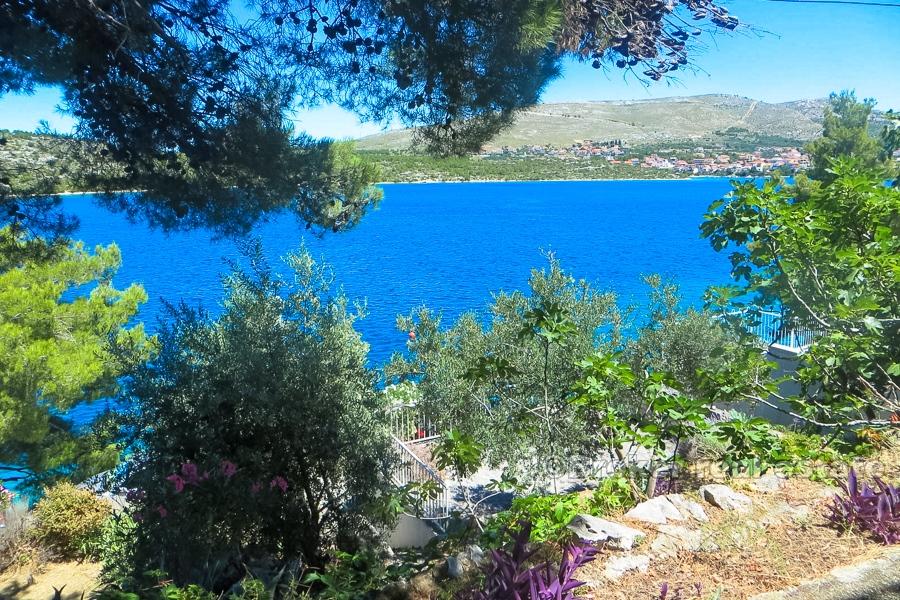 Primosten - Dům, první řada u moře