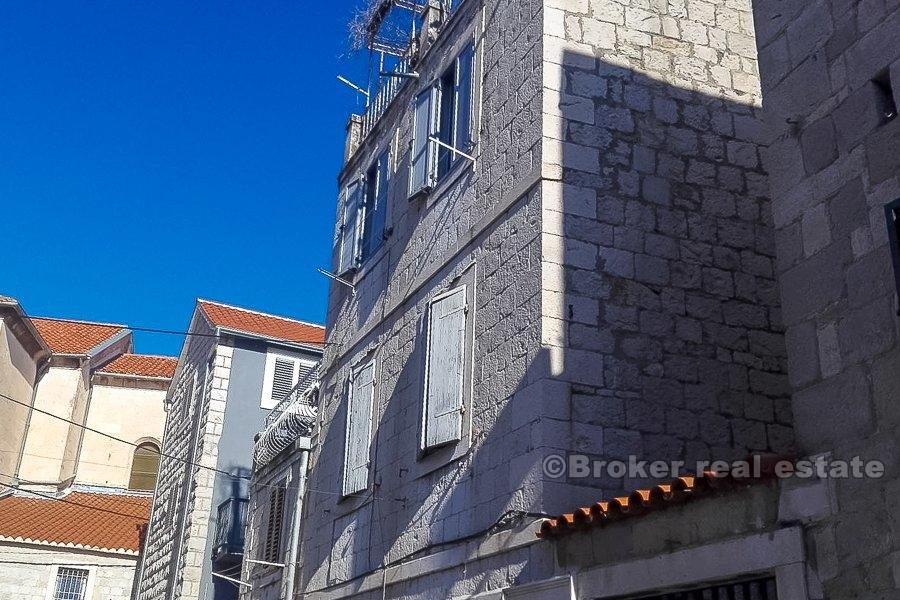 Split, comfortable two-bedrooms apartment