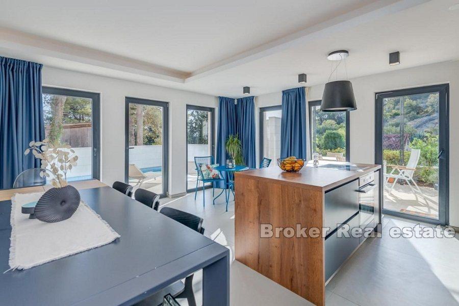 Île de Brac, villa en phase finale de construction