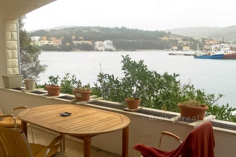 Wyspa Korčula, dom nad morzem