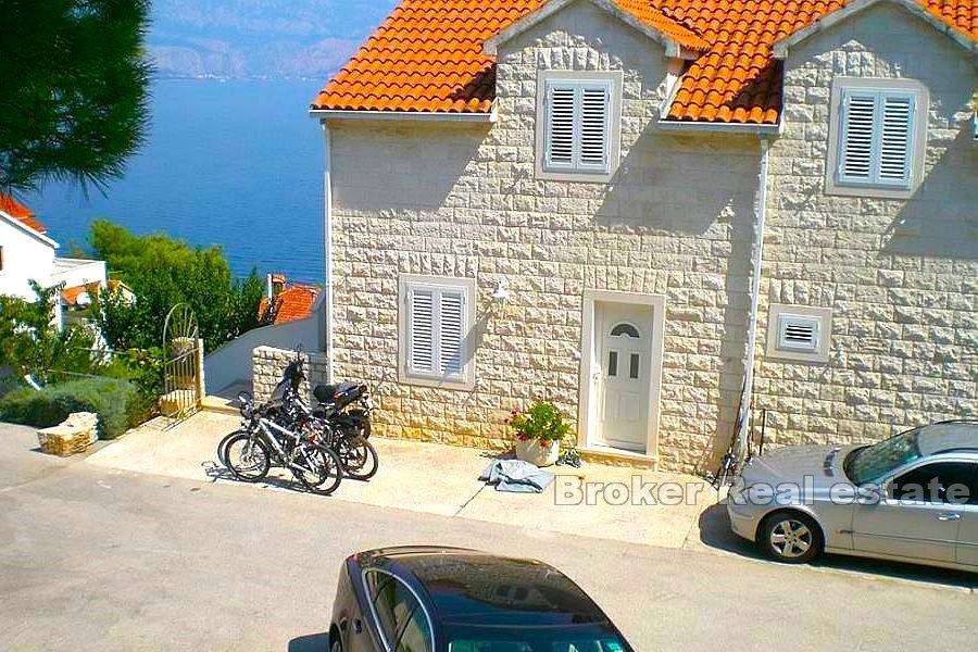 Island of Brac, newer house with sea view