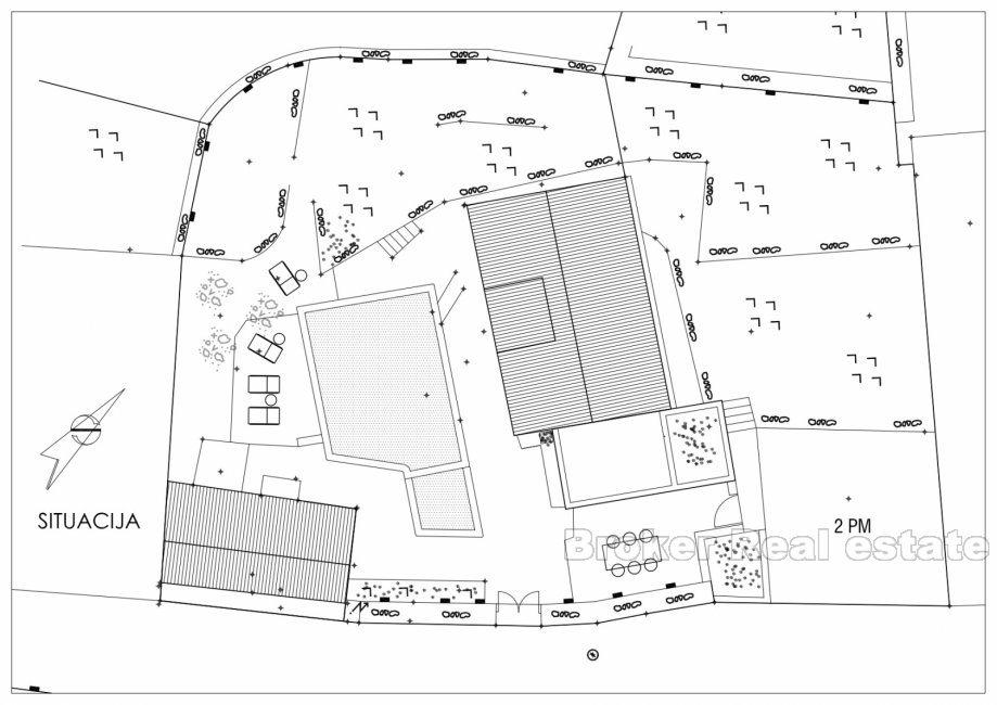 Wyspa Brac, działka budowlana z kamiennym domem do rekonstrukcji