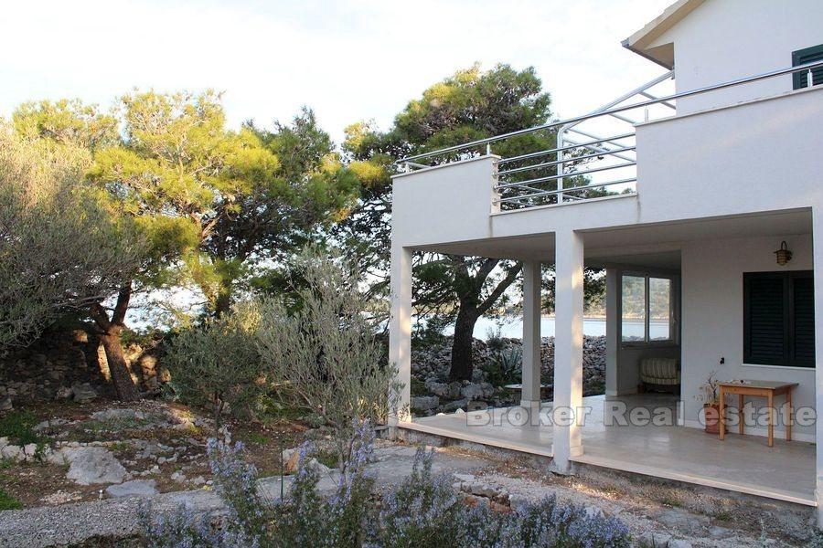 Rogoznica, house on a unique location, first row to the sea