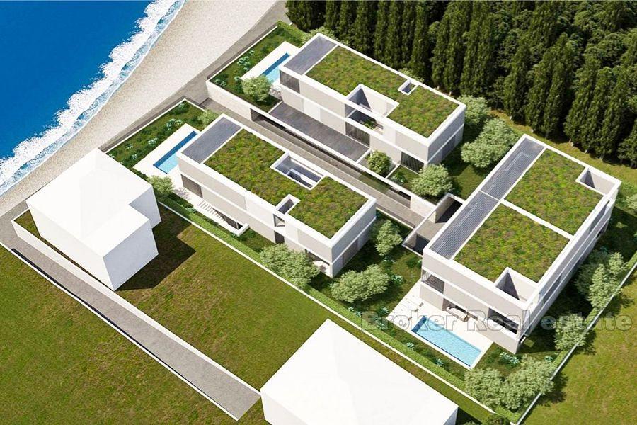 Кастела, участок под застройку, первый ряд от моря