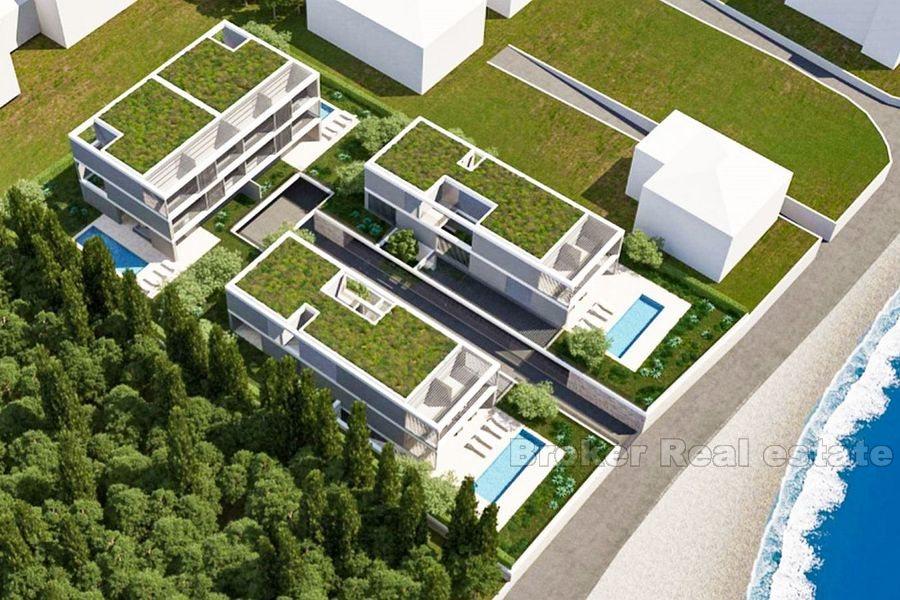 Кастела, участок под застройку, первый ряд от моря