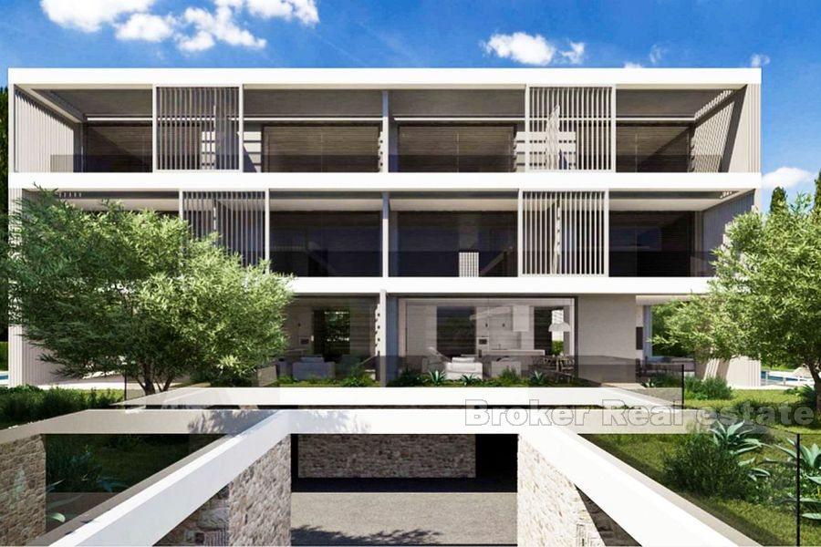 Кастела, участок под застройку, первый ряд от моря