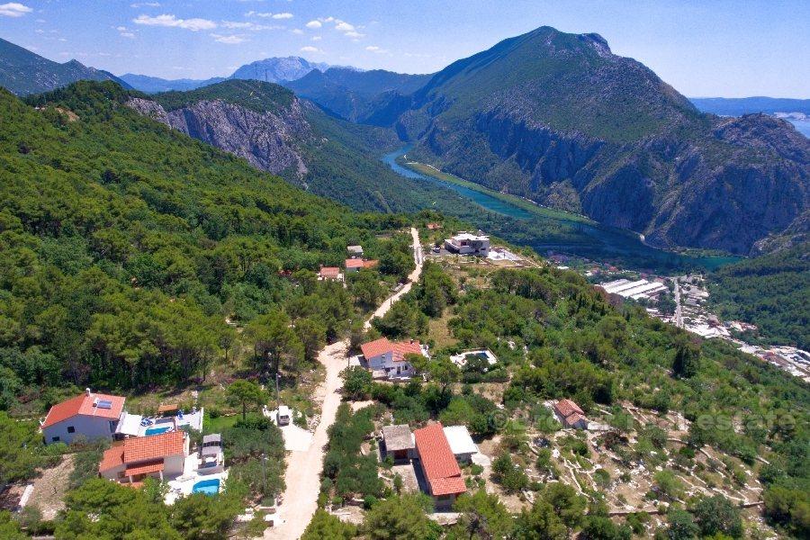 Omiš, kuća na jedinstvenoj lokaciji