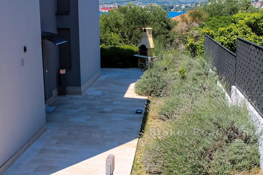 Insel Ciovo, Maisonette-Wohnung in Strandnähe