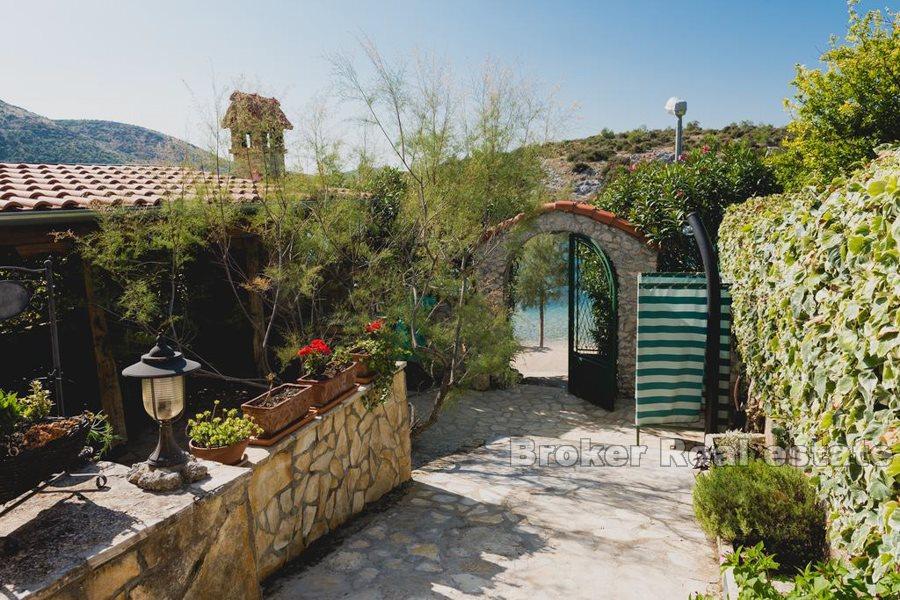 Primosten, sjarmerende hus rett på stranden