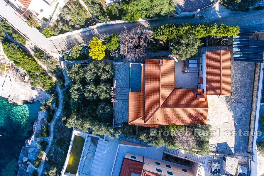 Blisko Rogoźnicy, dom w atrakcyjnej lokalizacji, pierwszy rząd do morza