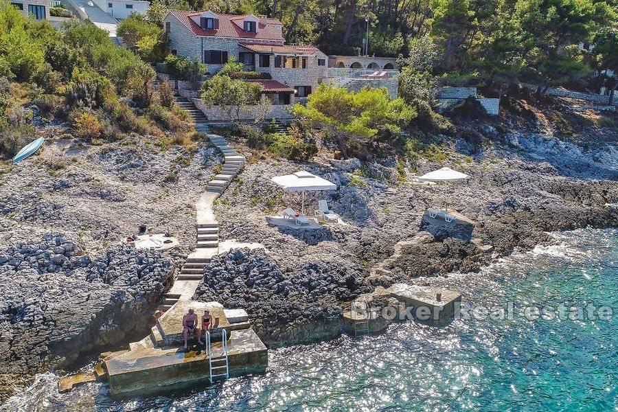 Øya Korcula, unik stein villa første rad til sjøen